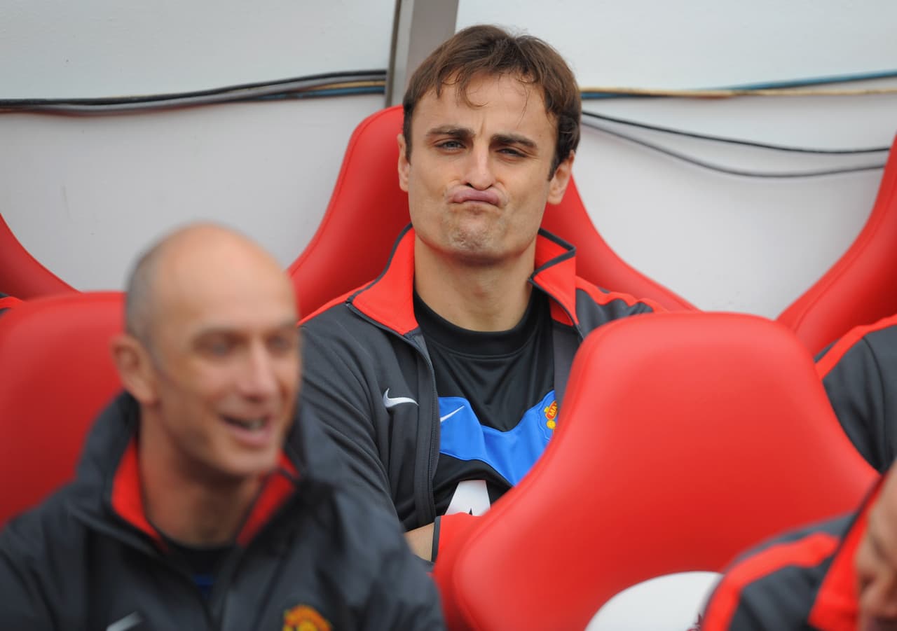 Mientras Owen se retiró, Berbatov salió del United en 2012 rumbo al Fulham.