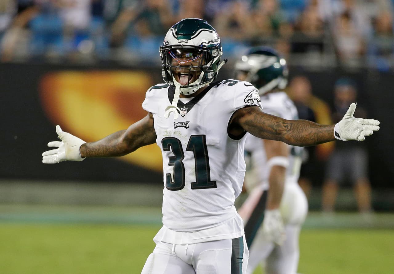 Wentz conectó por segundo juego al hilo su tercer TD con Nelson Agholor, uno de sus receptores favoritos este año, y puso el marcador a 28-14, una ventaja definitiva que ya no pudieron revertir los Panthers por el gran trabajo de la defensiva de Philly.