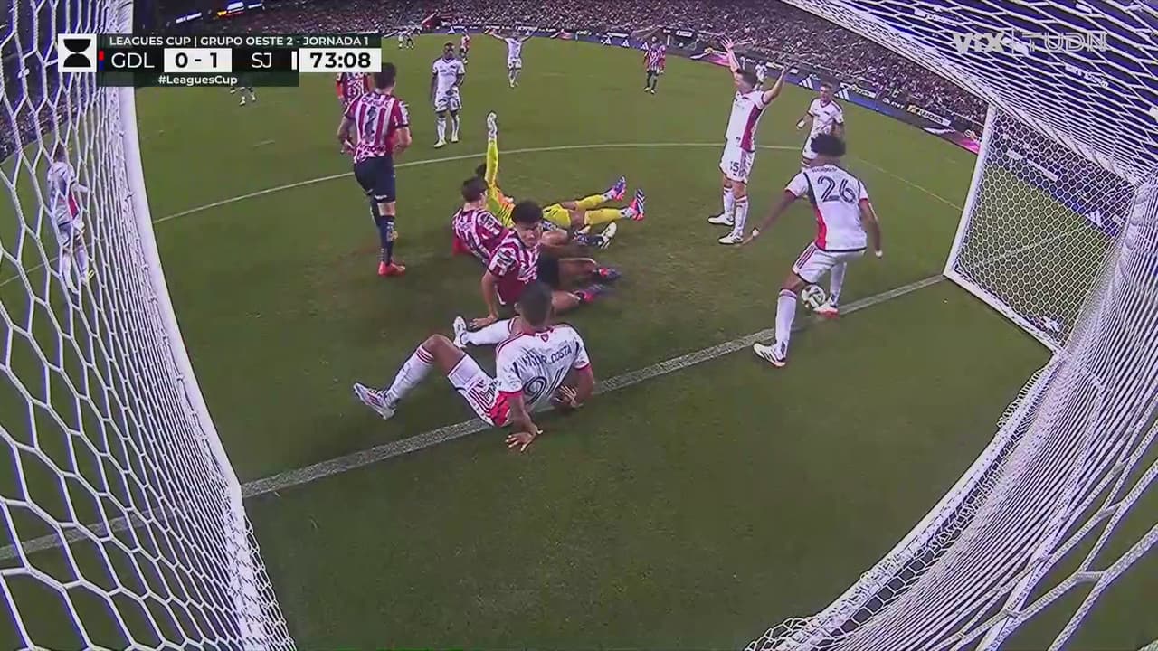 ¡La línea y el botín de Rodrigues le arrebatan el empate a Chivas!