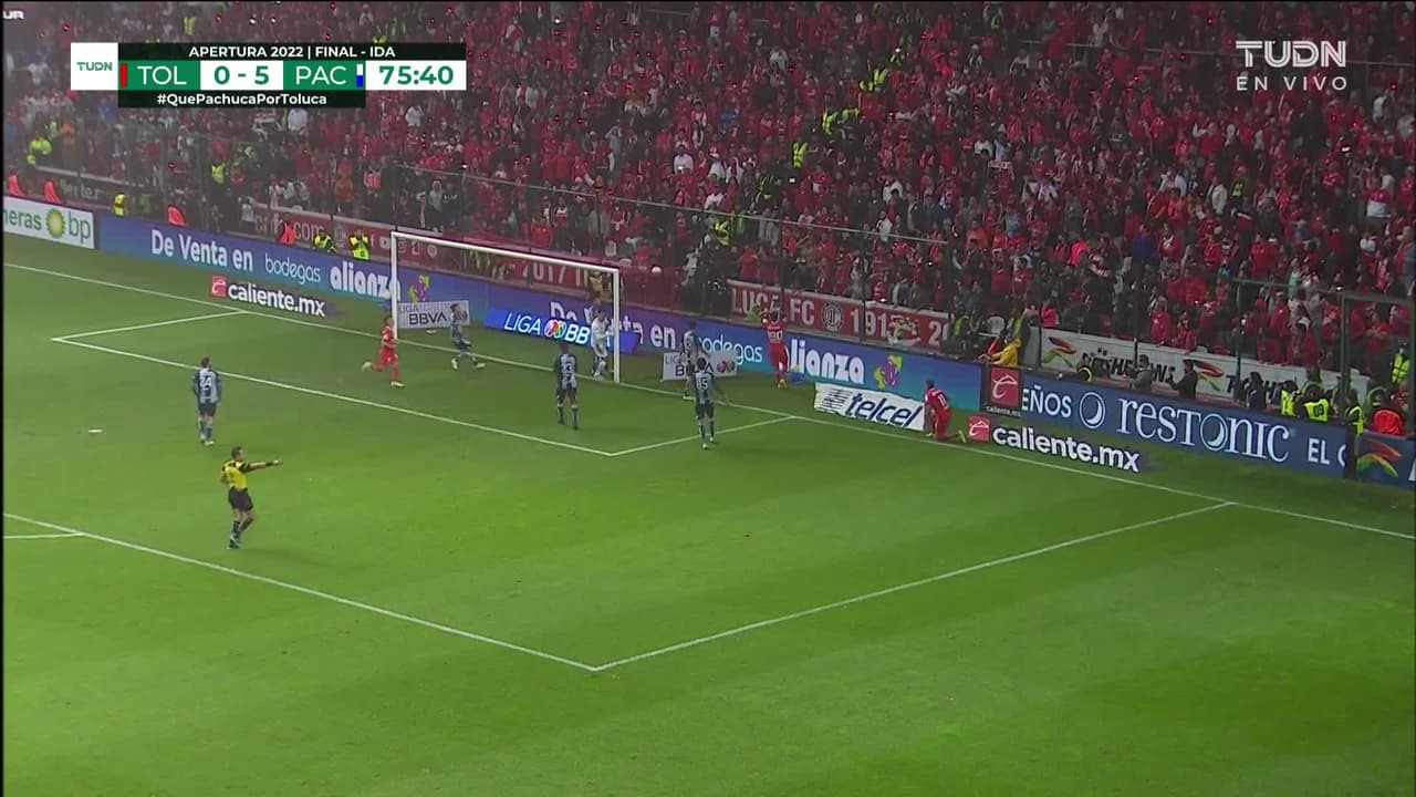 ¡TIRO ATAJADO! disparo por Daniel Álvarez.