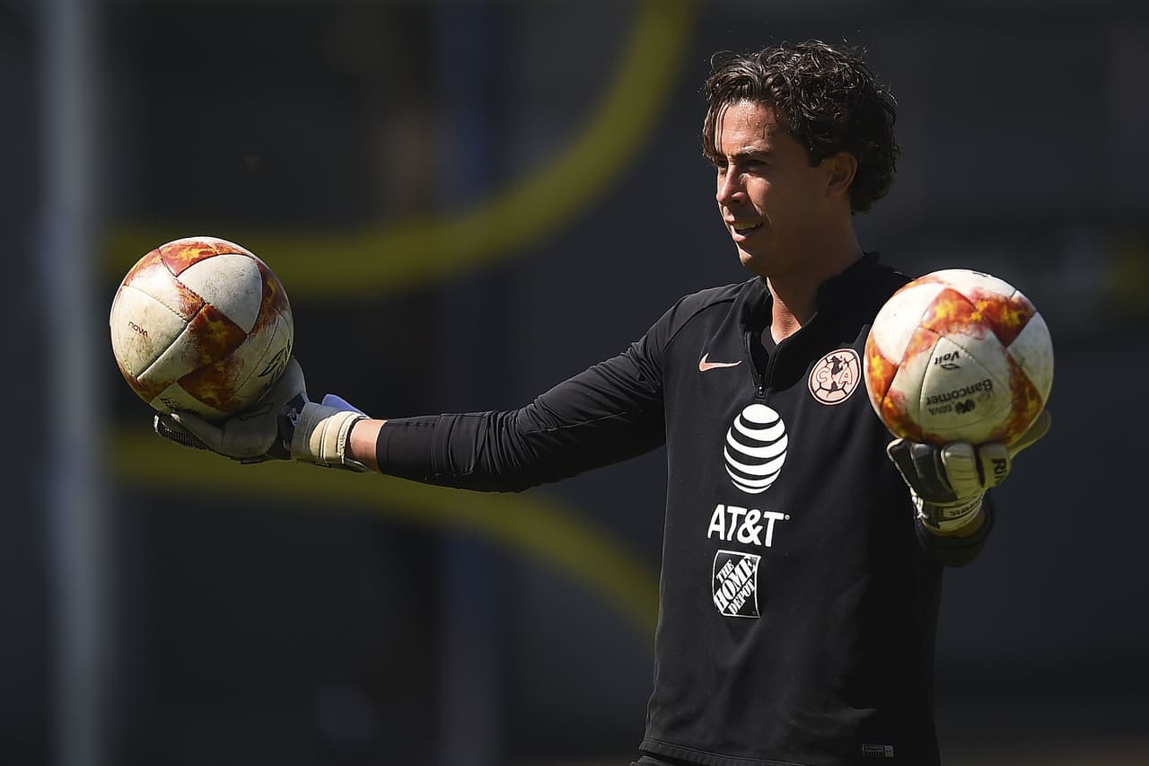 Los arqueros entienden que contra Santos enferntarán a una de las delanteras más poderosas del torneo y por ello realizan una preparación especial.