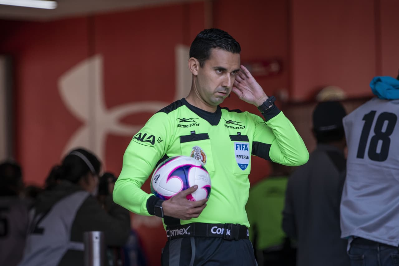 César Ramos ‘peleó’ con Miguel Herrera y no pita la Fecha 15