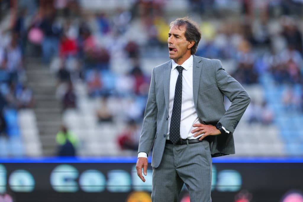 Guillermo Almada reprocha que llamen fracaso la eliminación de Pachuca