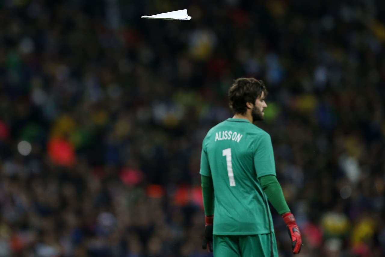 Al final del juego, cuando Inglaterra generó opciones de peligro, el arquero Alisson demostró que está a la altura de su selección.