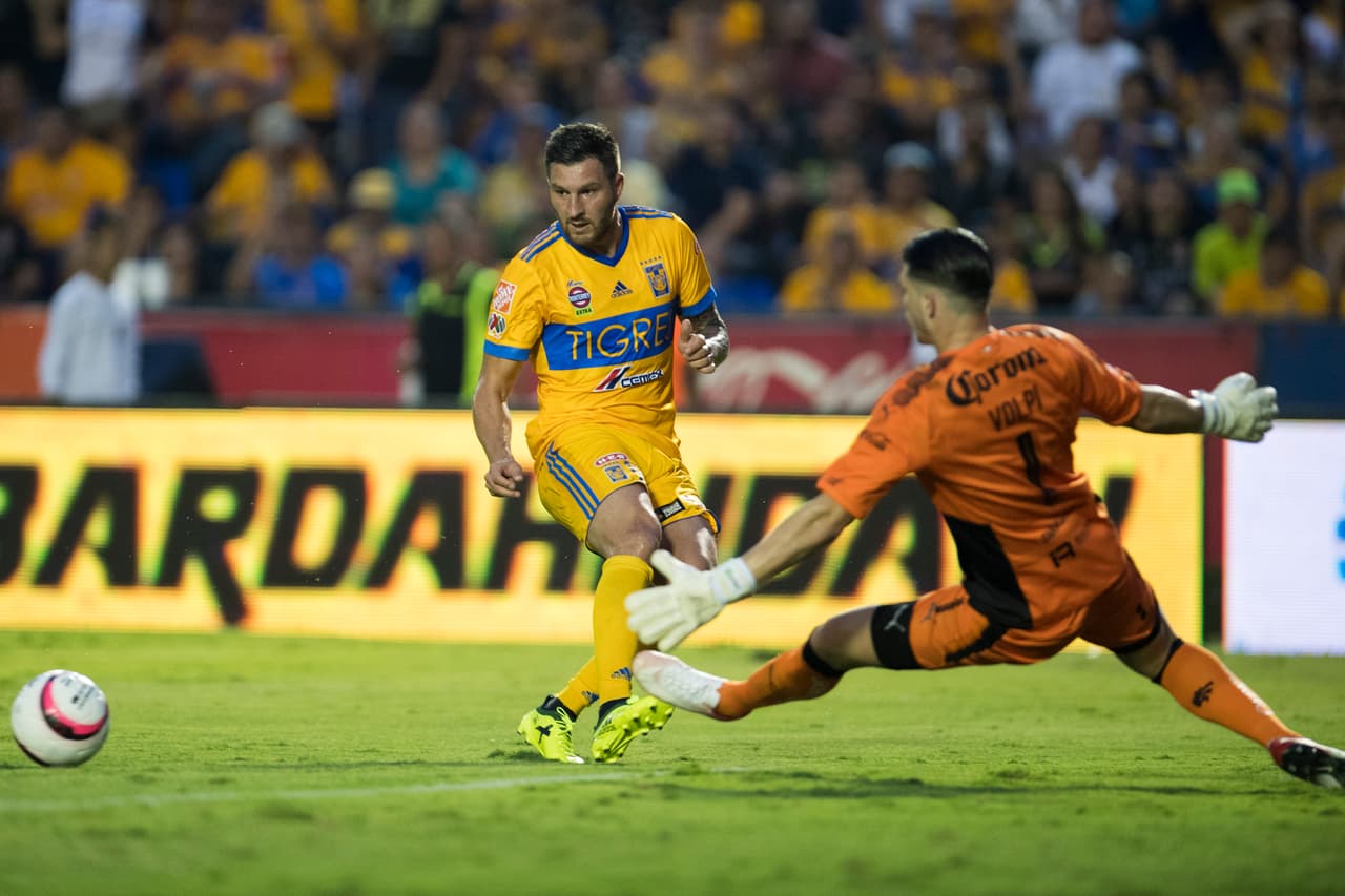 La canasta del Querétaro era amplia, Gignac les hizo siete goles con Tiago Volpi bajo los tres palos.