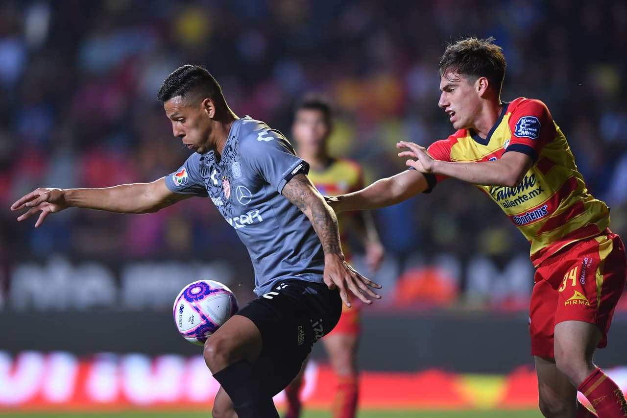 Necaxa vs Morelia. Con una diferencia de cuatro puntos se verían en los cuartos de final.