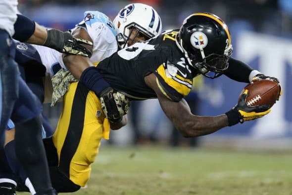 Le'Veon Bell corrió para 204 yardas y un touchdown.