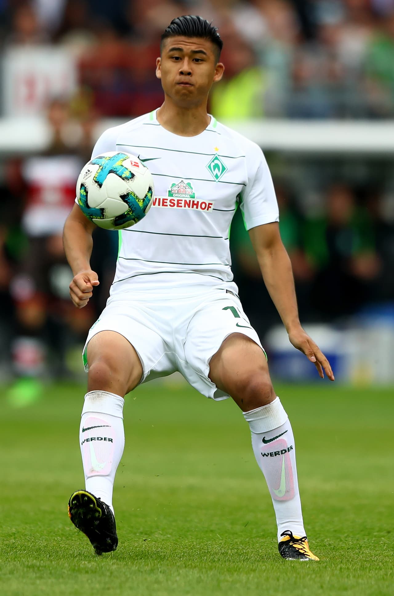 Yuning Zhang (Werder Bremen): es la gran promesa del fútbol chino. Fue comprado por el West Bromwich, pero pasó a préstamo al club alemán para seguir cogiendo experiencia.