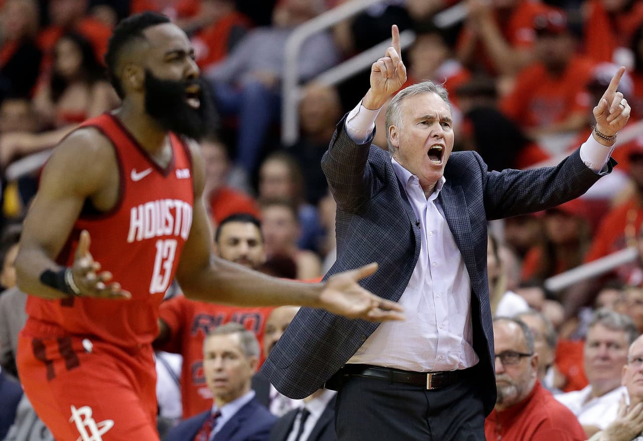 Pero no todo fue un jardín de rosas para Houston y Harden en este Juego 5. Utah fue un rival muy duro que complicó las cosas y los llevó a lo maximo.