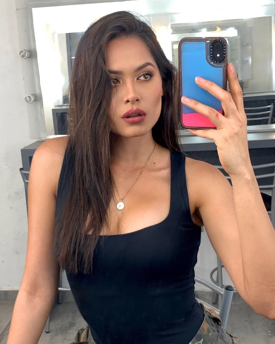 “… Para mí, la belleza irradia no solo en nuestro espíritu, sino en nuestro corazón y en la forma en que nos comportamos. Nunca permitas que alguien te diga que no eres valioso", cerró.