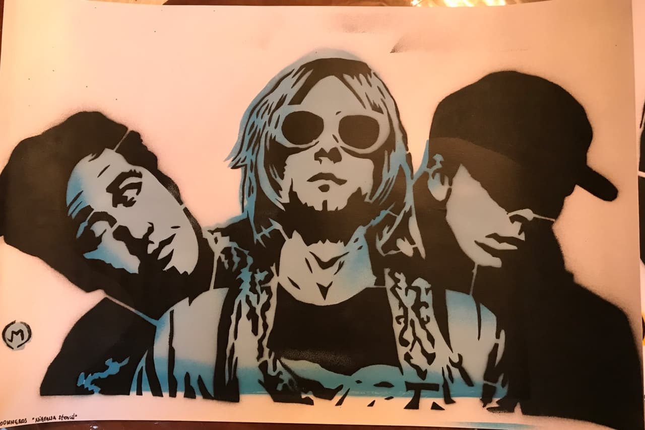 Un mes antes de que "Nevermind" de Nirvana cumpla 30 años, está demandando a la banda por pornografía infantil.