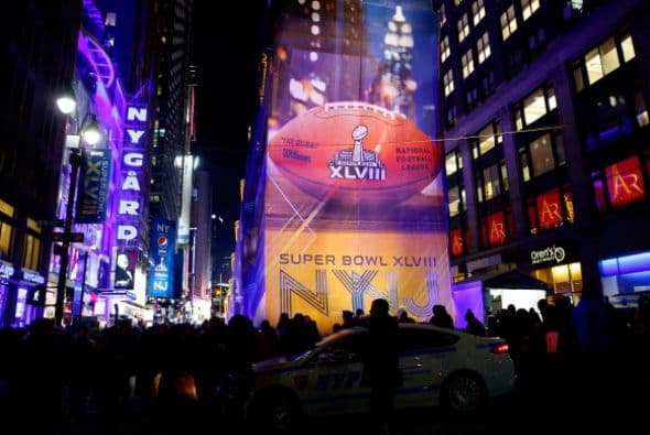 Todo un ambiente de futbol americano se respira en las calles de N.Y. y N.J. Las imágenes no mienten, ¡chécalas!