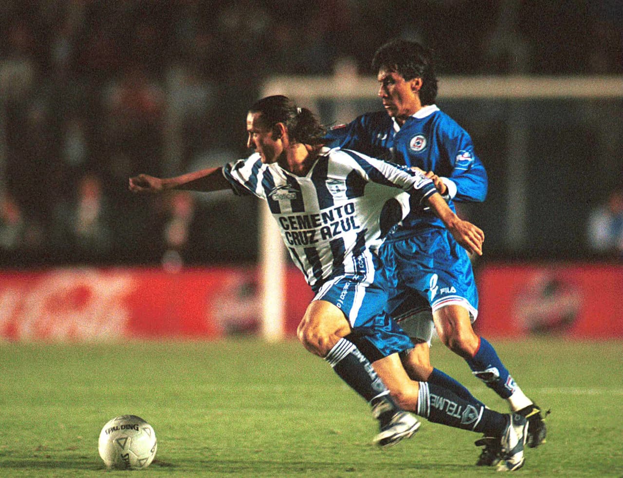 El empate a dos en la ida y el empate a cero hasta el minuto 90 de la vuelta, tenían a la afición celeste saboréandose un nuevo campeonato.