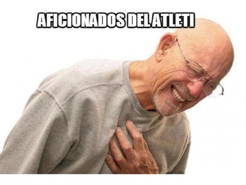 Los fanáticos hicieron bromas tras la polémica victoria del Barça sobre el Atlético luego de que Fernando Torres anotara el gol rojiblanco para luego ser expulsado y dejara a su equipo con un hombre menos para que Luis Suárez se vistiera de héroe marcando dos goles en el Camp Nou.