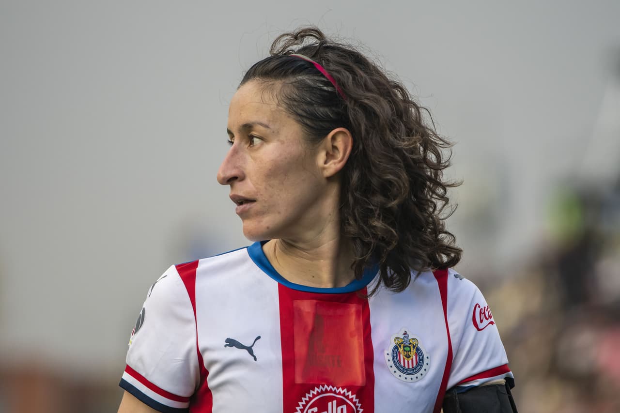 during the game America vs Guadalajara, corresponding to Quarterfinals second leg match of the 2019 Torneo Apertura 2019 of the Liga BBVA MX Femenil, at Coapa, on November 18, 2019. <br><br> durante el partido America vs Guadalajara, correspondiente a Cuartos de Final Partido de Vuelta del Torneo Apertura 2019 de la Liga BBVA MX Femenil, en Coapa, el 18 de Noviembre de 2019.