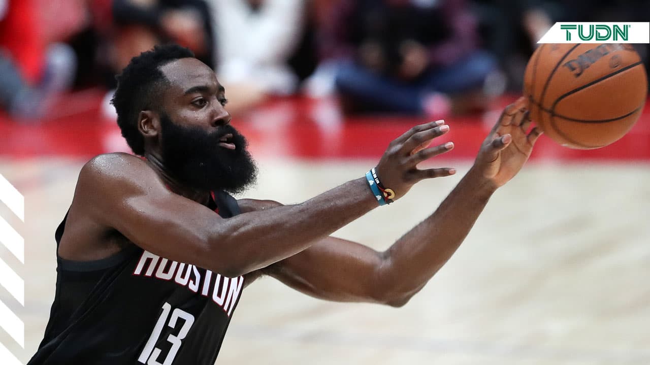 James Harden anotó 49 puntos en la victoria de Rockets sobre Timberwolves.