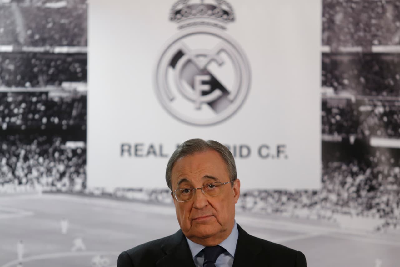 Real Madrid no tenía vías legales para reclamar y por la falla del fichaje tuvo que pagarle a De Gea 10 millones de euros como indemnización. El club fue señalado por su demora en la negociación.