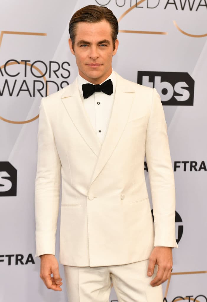 Hell or High Water (2016) - Toby, un joven padre divorciado, y su impulsivo hermano Tanner, un expresidiario recién salido de la cárcel, se dirigen al Oeste de Texas para realizar una serie de robos en unas pocas sucursales bancarias.
<br>