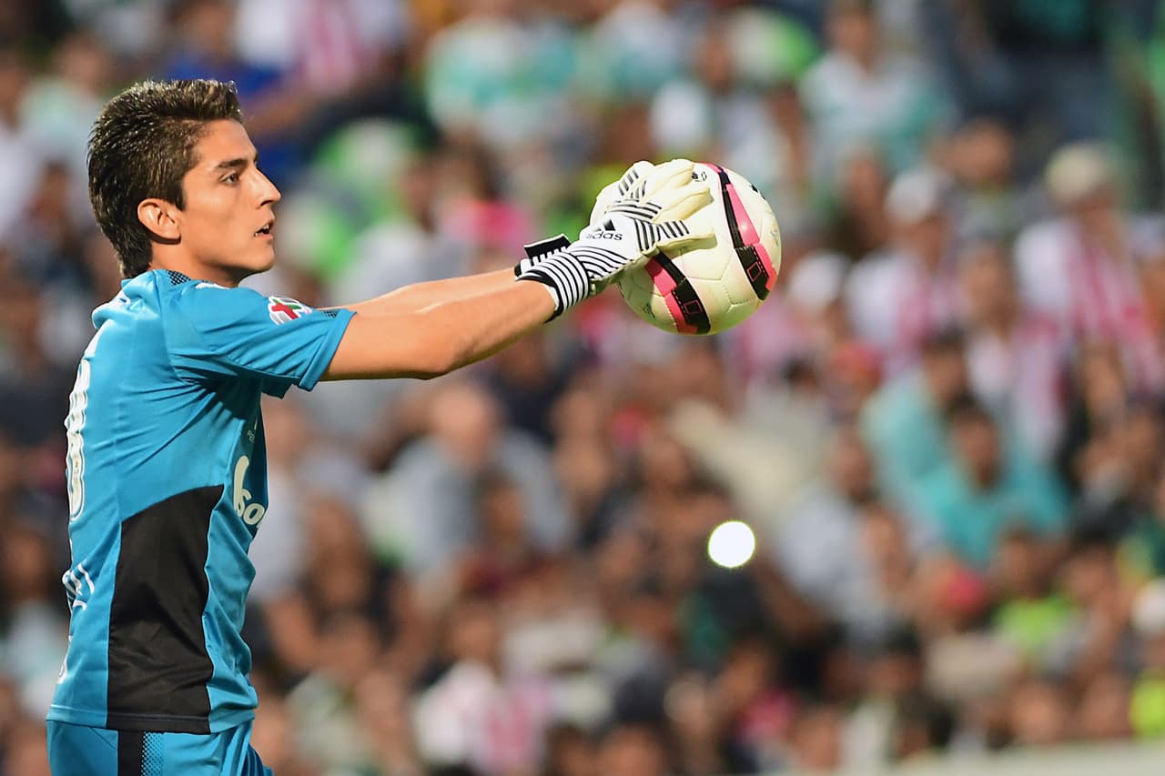 4.- Carlos Acevedo - Santos: Aportó 8 puntos en la jornada.