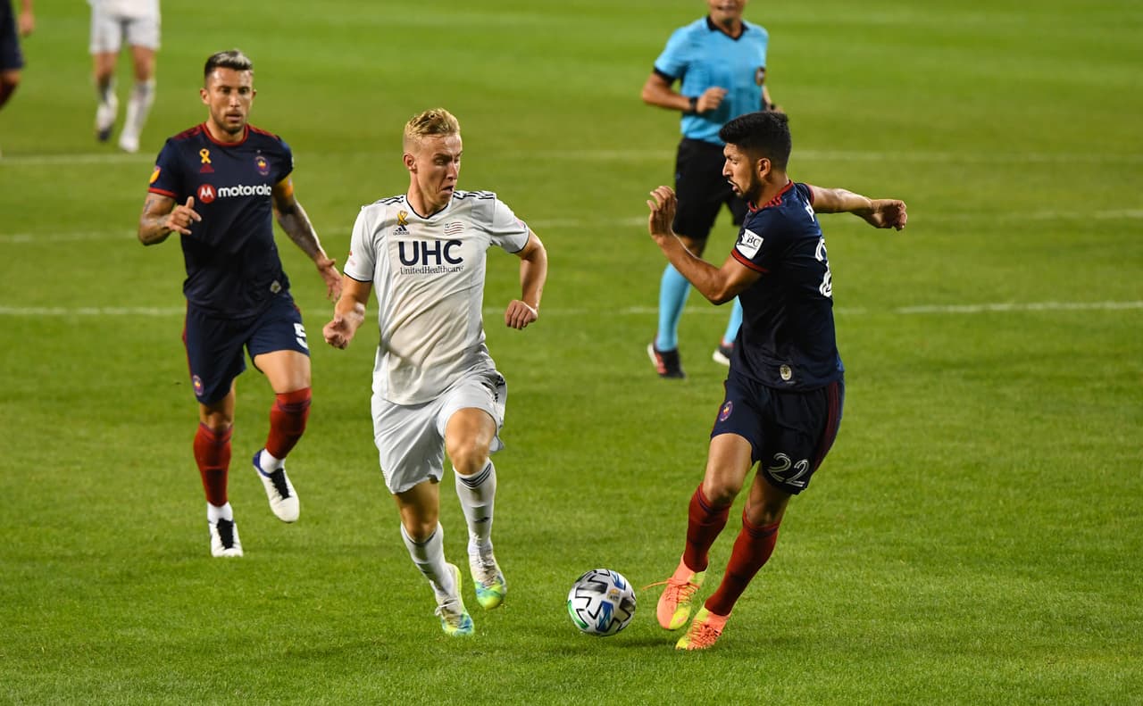 Jornada 1: Chicago Fire vs New England Revolution