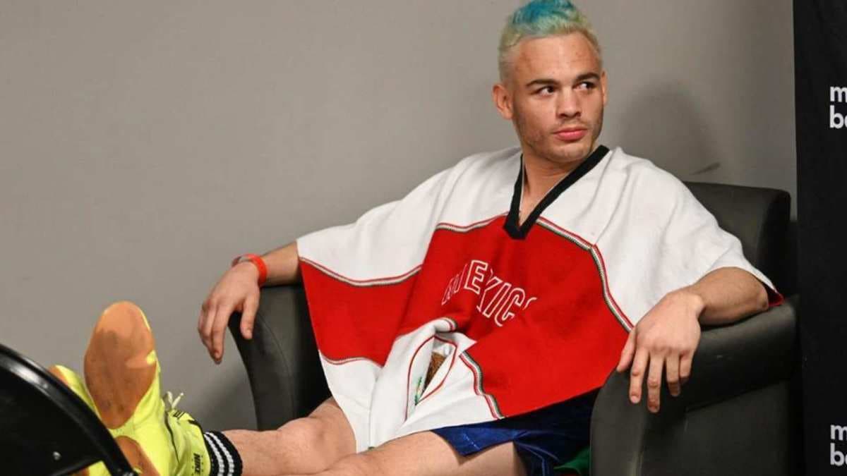 Julio César Chávez noqueó a Jeyson Minda