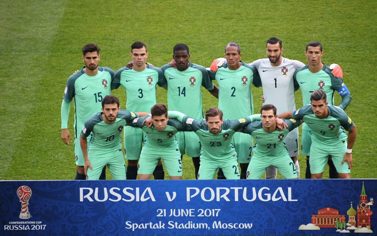 Estos fueron los once que utilizó Fernando Santos: Patrício, Cédric, Pepe, Bruno Alves, Guerreiro, William, Adrien, André Gomes, Bernardo, André Silva, Ronaldo.