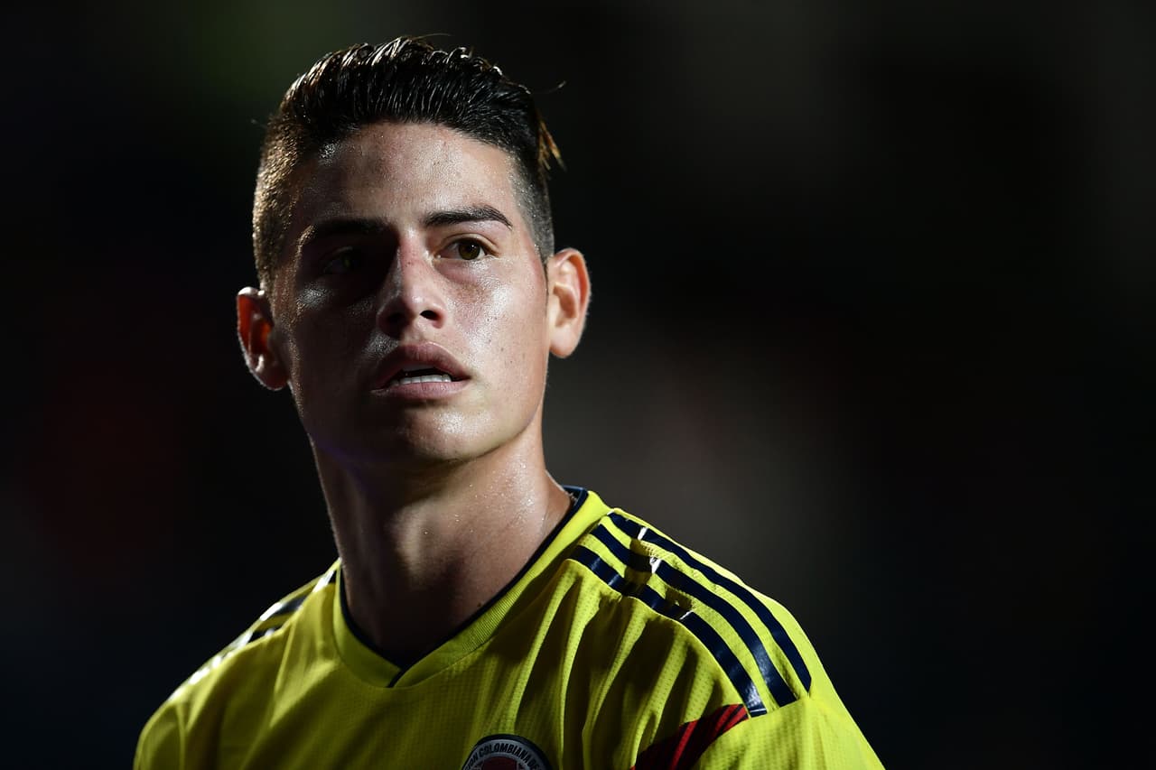 Mediocampista: James Rodríguez (Colombia)