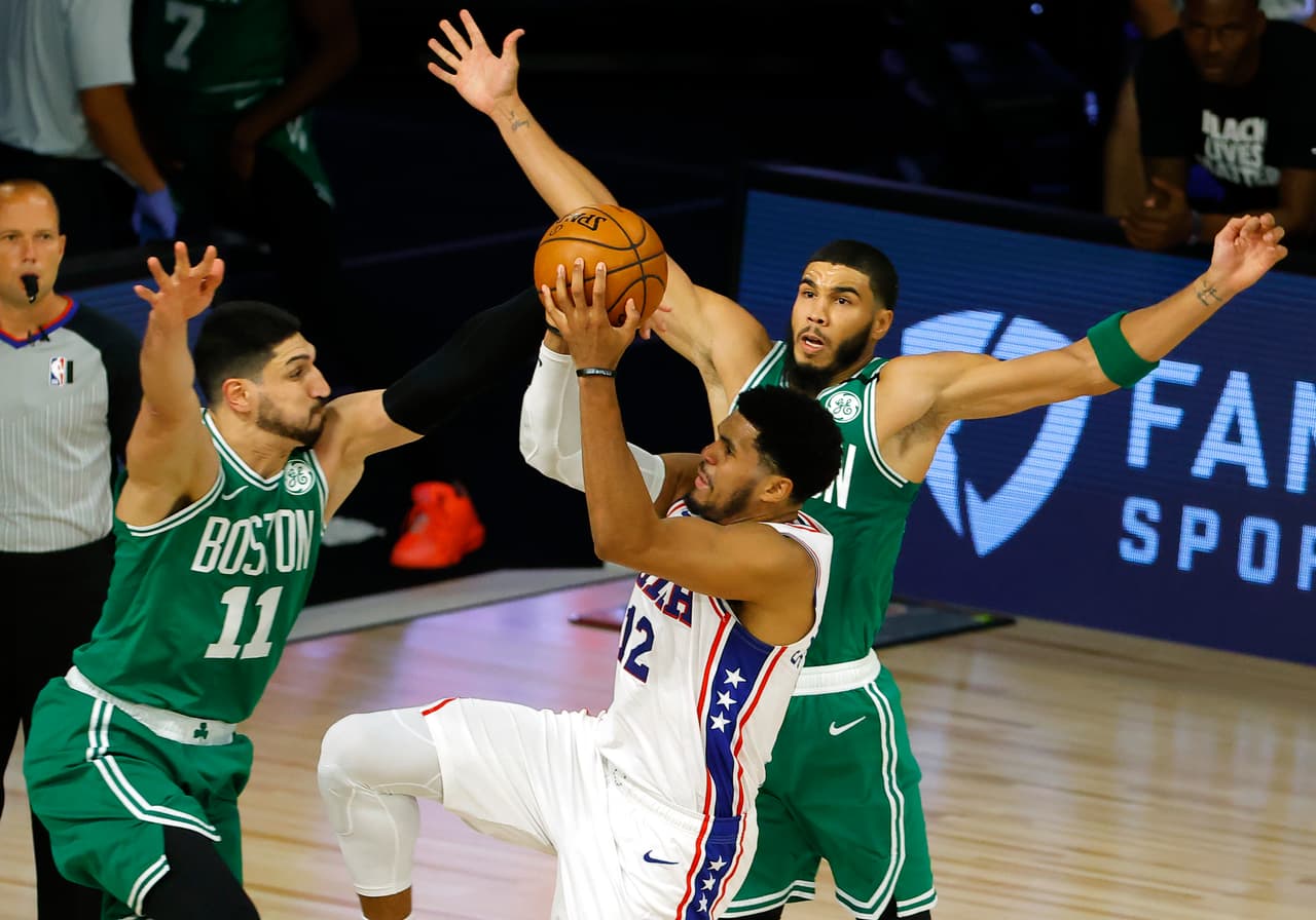 Boston no tiene piedad sobre los 76ers y amplían la ventaja con un marcador 101-128.