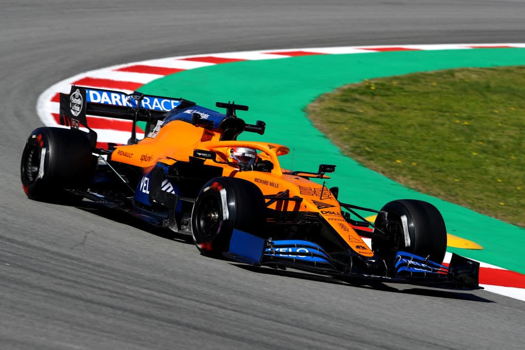 La Fórmula Uno se prepara con los ensayos de las nuevas monoplazas de los equipos en Barcelona, previo al inicio del Gran Premio que inicia el 15 de marzo en Australia.