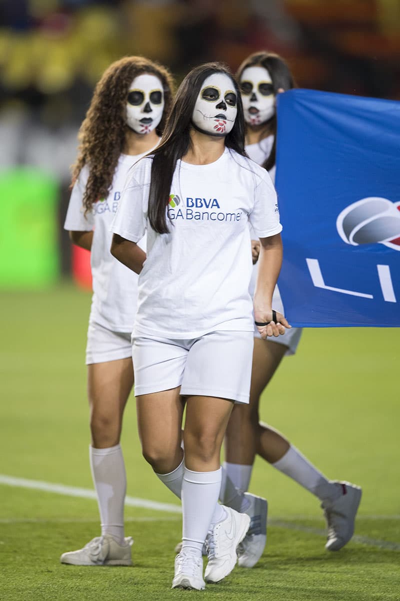 Foto durante el partido Morelia vs Tigres correspondiente a la jornada 15 del torneo Apertura 2018 de la liga BBVA Bancomer realizado en el estadio Morelos. EN LA FOTO: