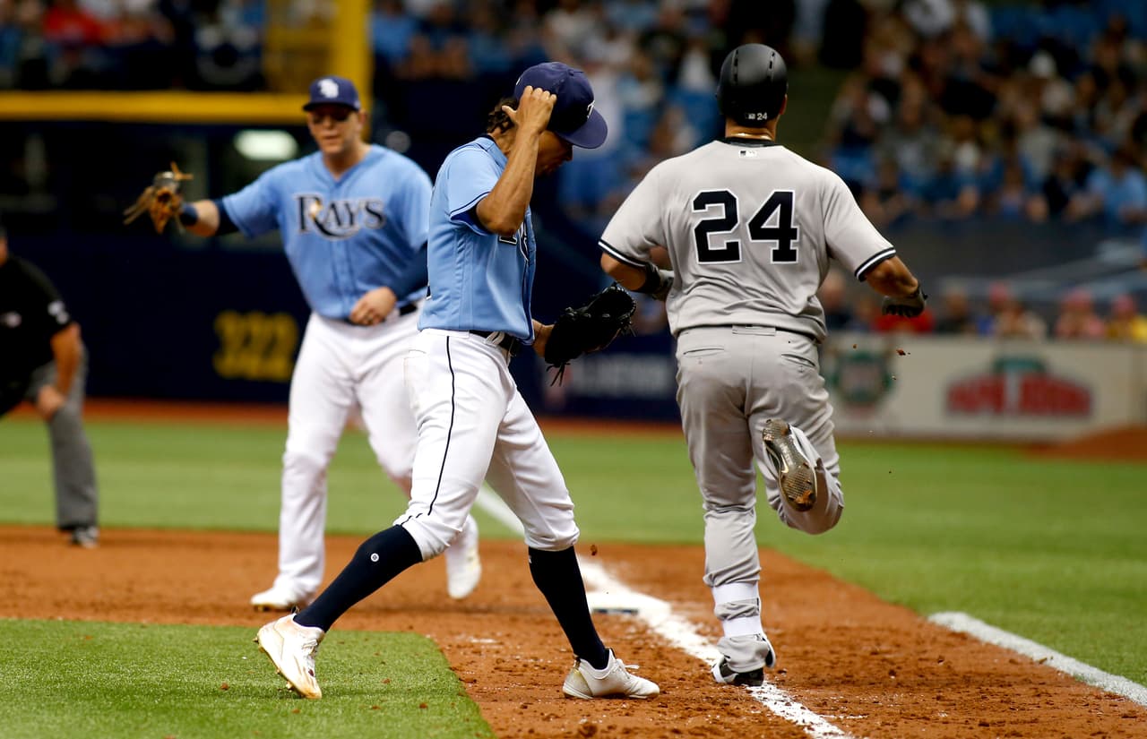 Luego de una temporada de 2016 en la que lideró la Liga Americana con 19 derrotas, Archer limitó a Nueva York a dos carreras y siete hits. Supo salir de un atolladero con las bases llenas y dejó una ventaja de cinco carreras al renovado bullpen de los Rays.