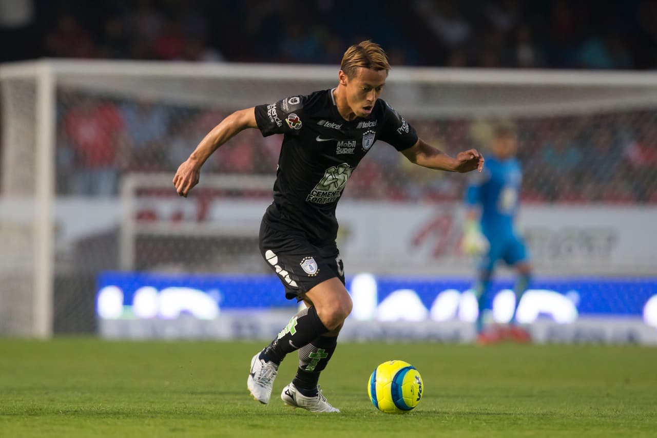El visitante estuvo con oportunidades más claras en el arco del peruano Pedro Gallese, que fue figura al evitar que un par de llegadas se saldaran en gol.