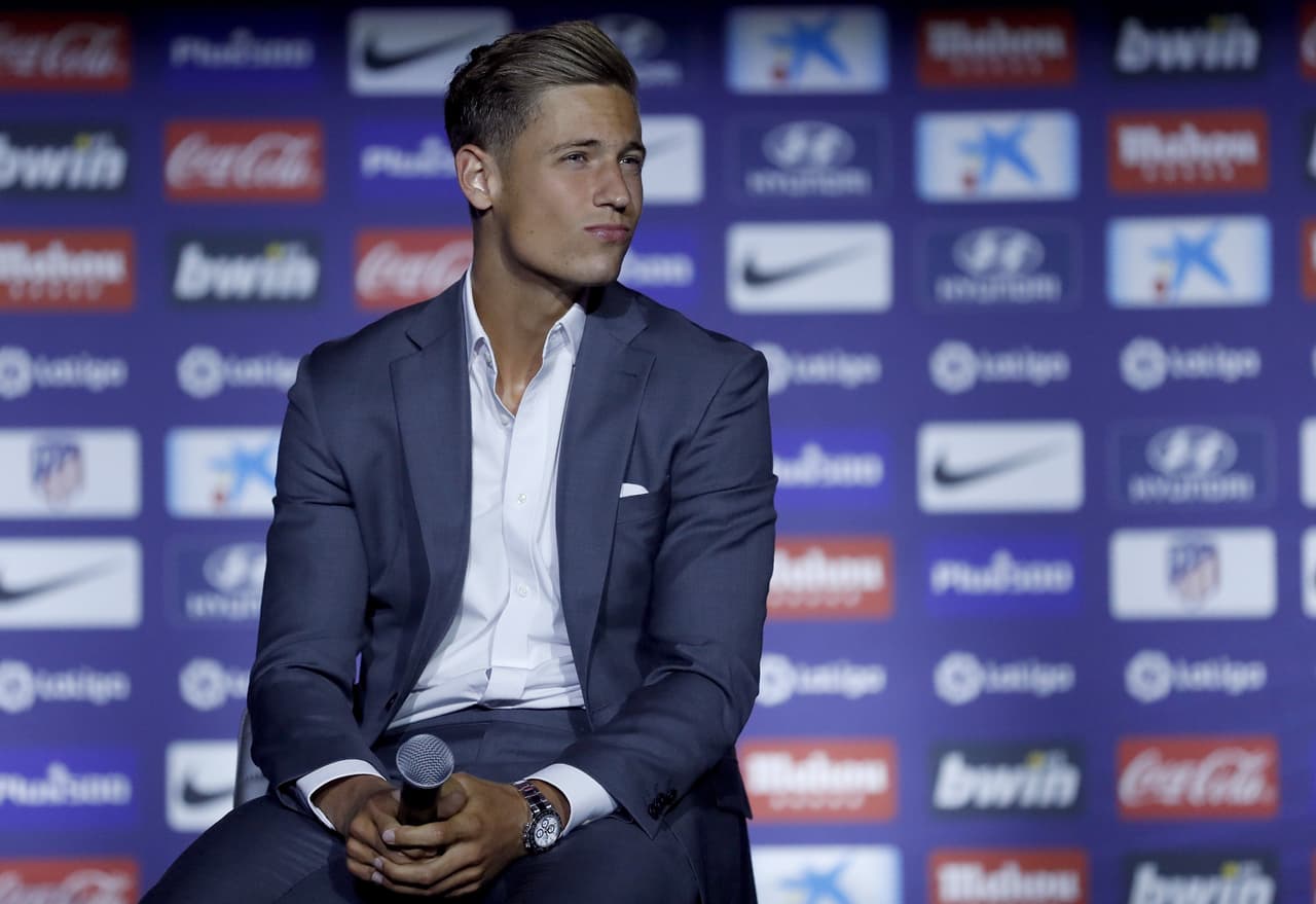 Además, comentó que por su pasado madridista esta situación es "poco común, pero era lo mejor para mí y estoy encantado. Vengo con todo mi trabajo y compromiso para ayudar a todo el equipo".