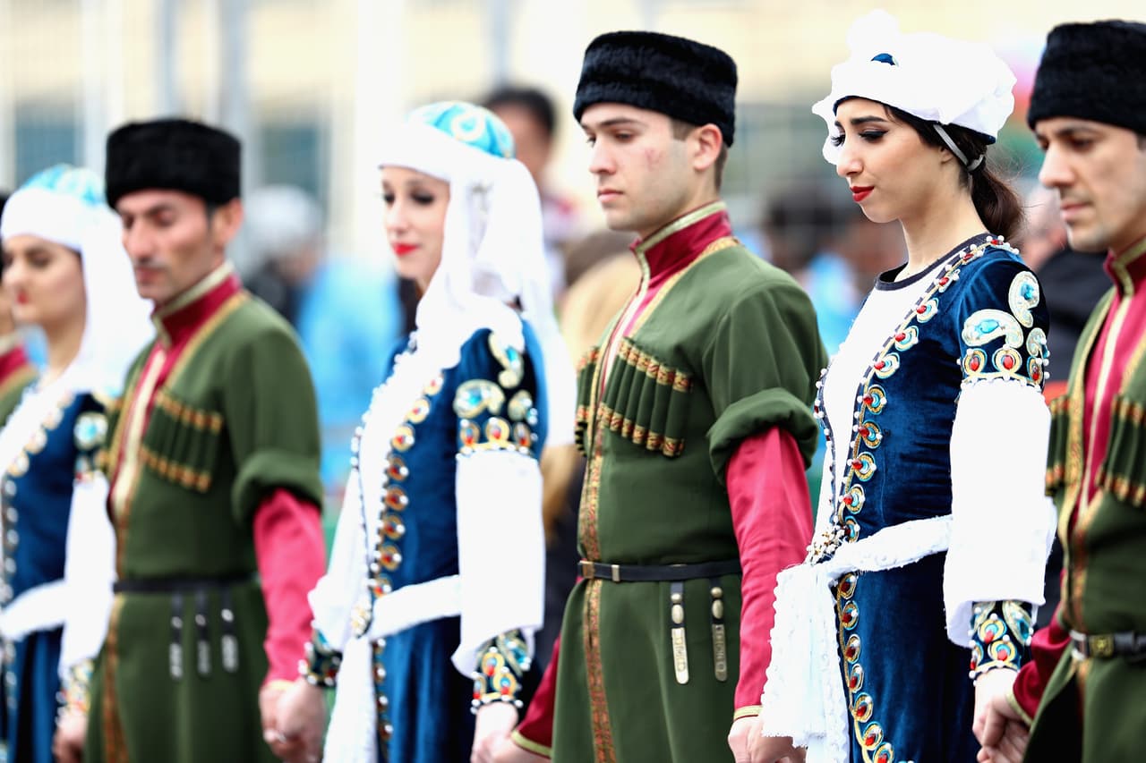 Baku se engalanó para recibir la segunda edición del Gran Premio de Azerbaiyán.