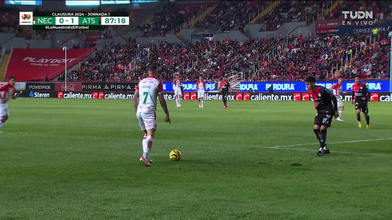 ¡GOOOL! Ricardo Monreal anota para Necaxa.