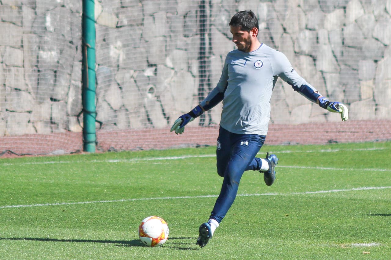 José de Jesús Corona se ha convertido en una de las figuras de veteranía de Cruz Azul, que ha recibido a los refuerzos.