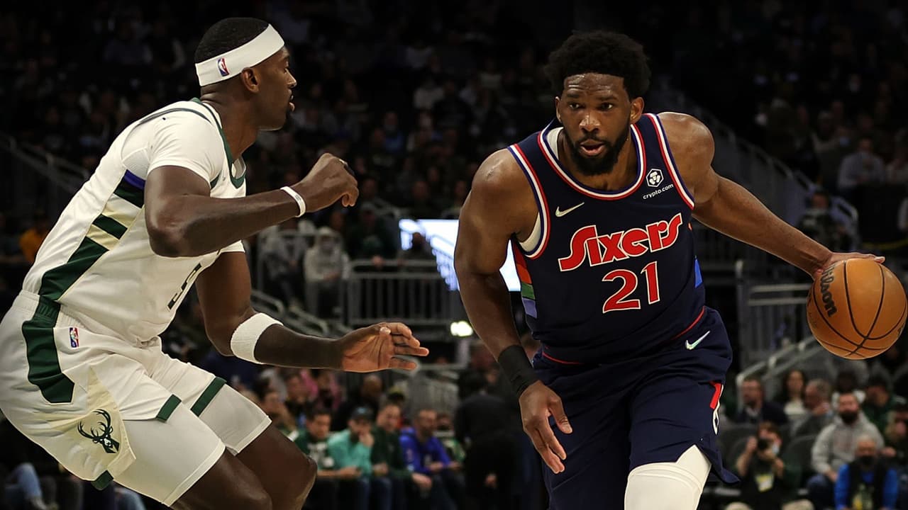 Los 76ers baten a los Bucks sin usar a James Harden
