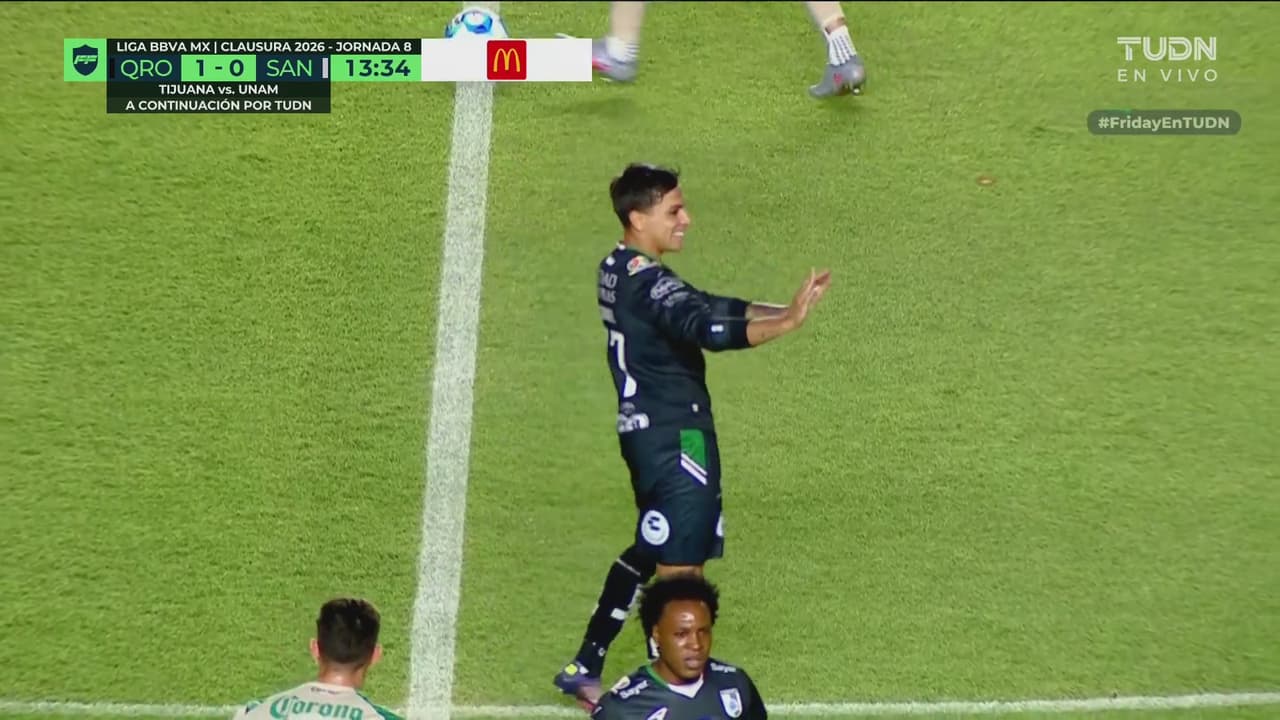 ¡Golazo de los Gallos! Autopase de Mateo Coronel para el 1-0