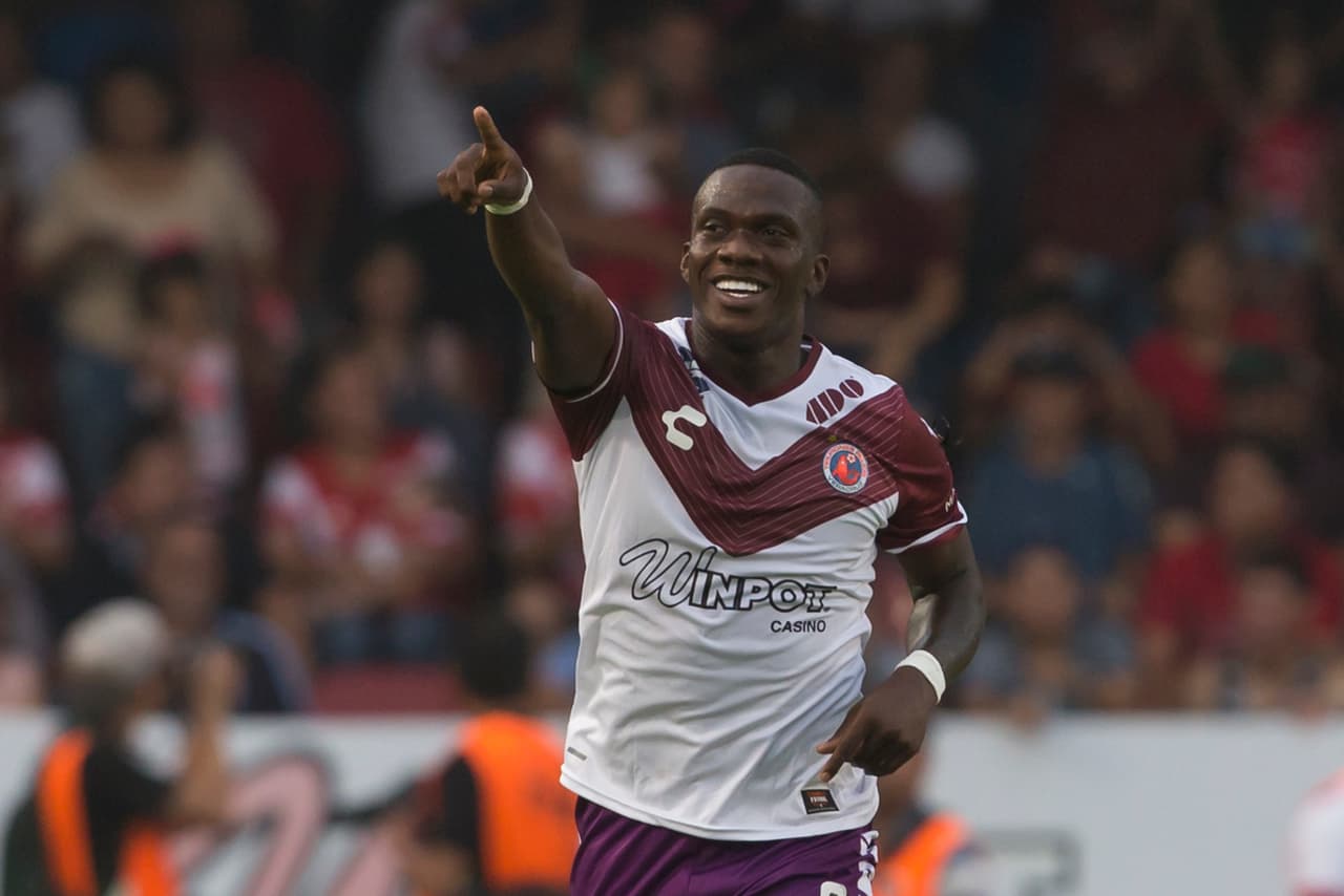 En su último partido, el equipo con peor ofensiva le anotó tres goles: Veracruz se aferró a la Primera División tras vencerlo 3-1.