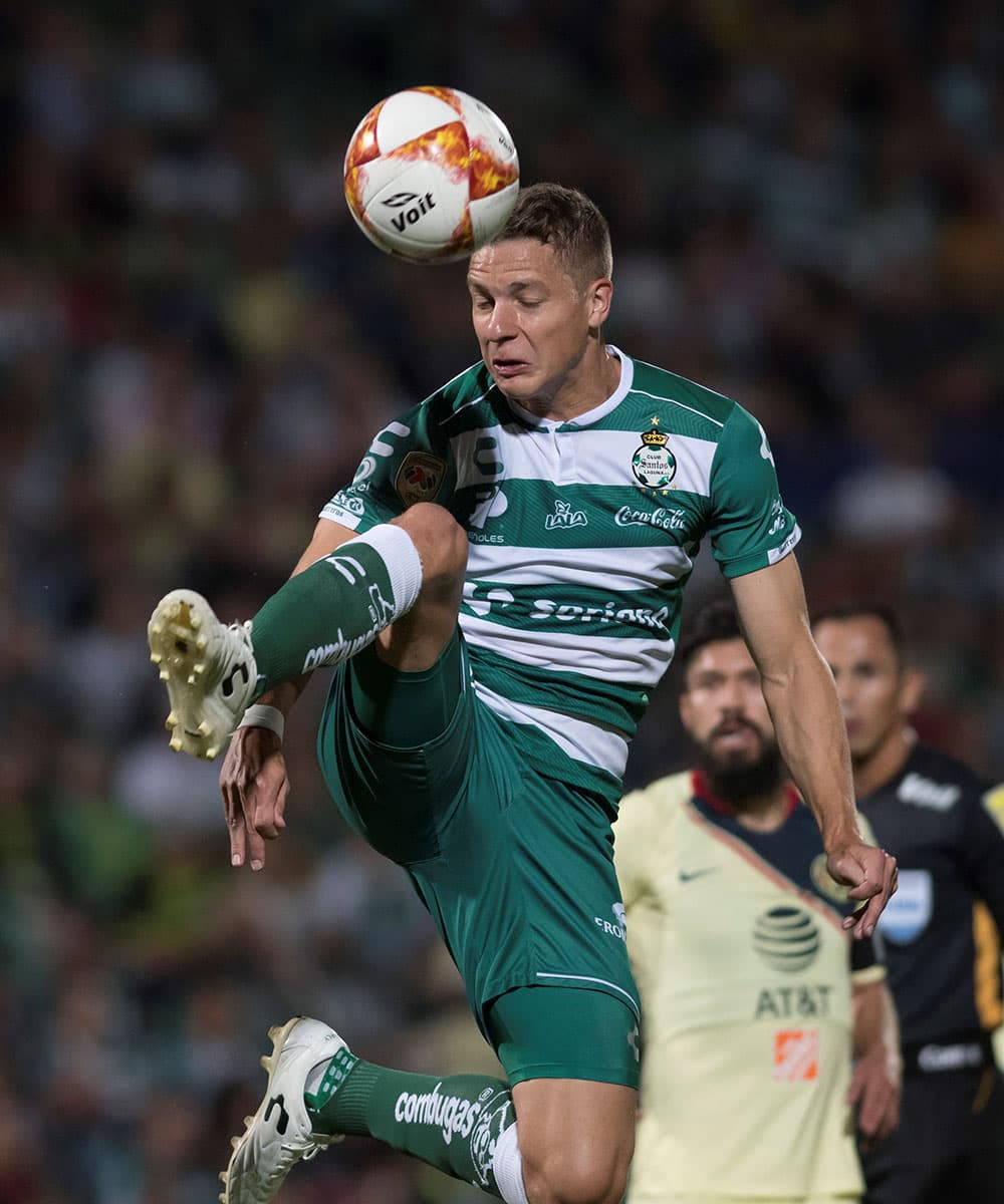Julio Furch llegó a 12 goles y escolta al francés André-Pierre Gignac (Tigres) que tiene 14 y es líder de goleadores del Apertura 2018.