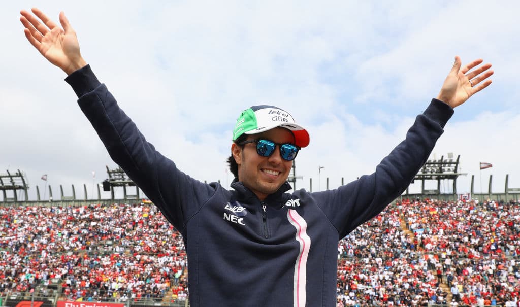 El favorito del público, el piloto mexicano Sergio 'Checo' Pérez.