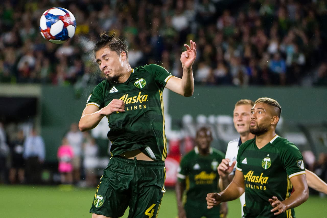 Para Portland Timbers era ganar si o si contra RSL para mantener palpable la esperanza de clasificar. Jorge Villafaña lo entendió como tal, y desde la lateral contuvo a los explosivos rivales para dejarlos en ceros en un triunfo de los leñadores por la mínima.