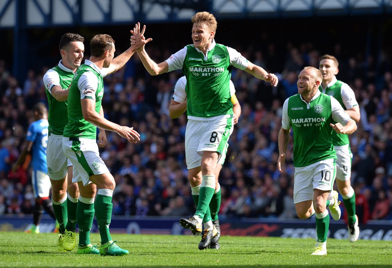 Cuatro minutos luego de la tarjeta roja, el Rangers se metió un gol en propia puerta. A la vuelta del entretiempo el lituano Vykintas Slivka hizo el 3-1.