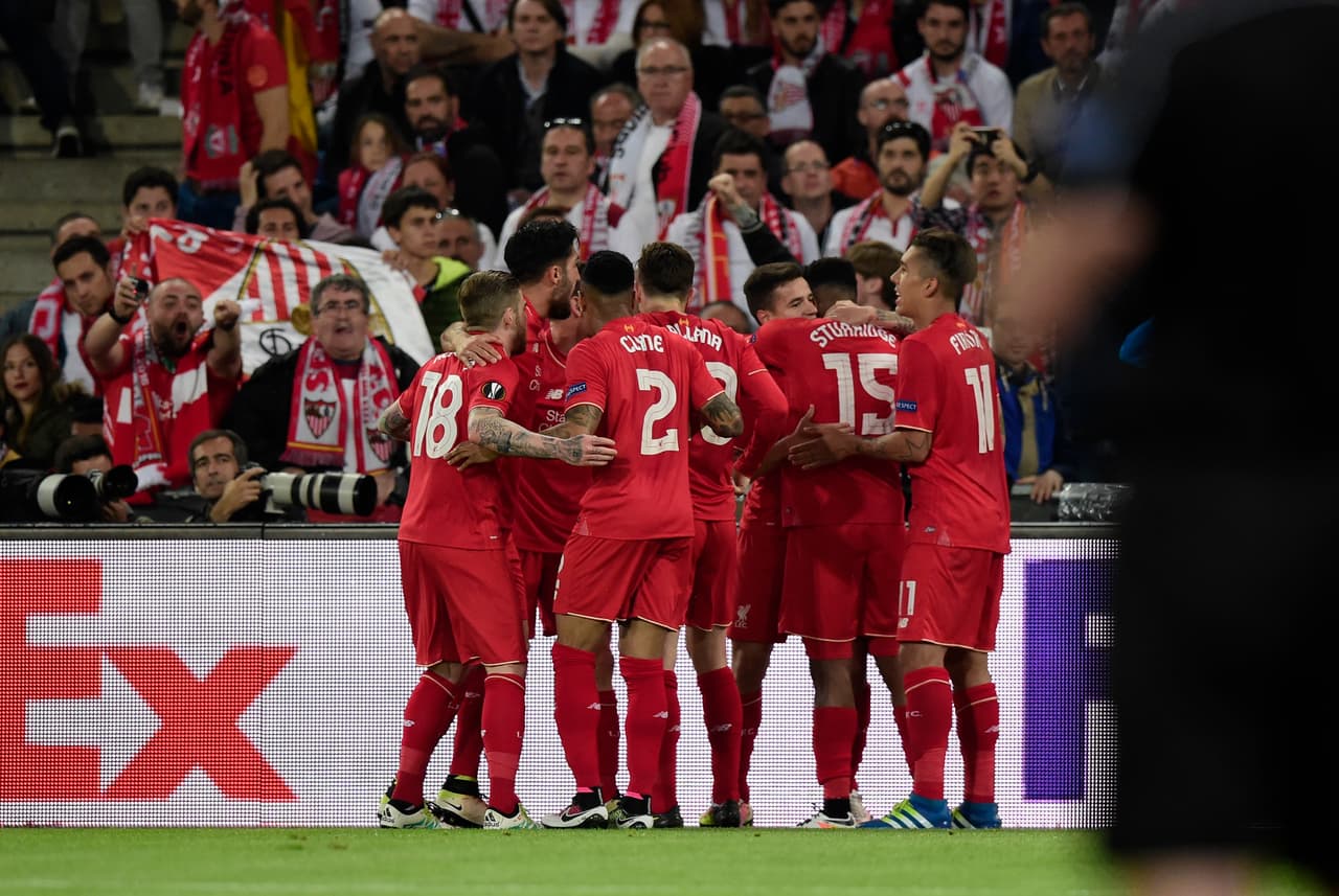 Los dirigidos de Klopp reflejaban en el marcador el ligero dominio sobre los españoles.