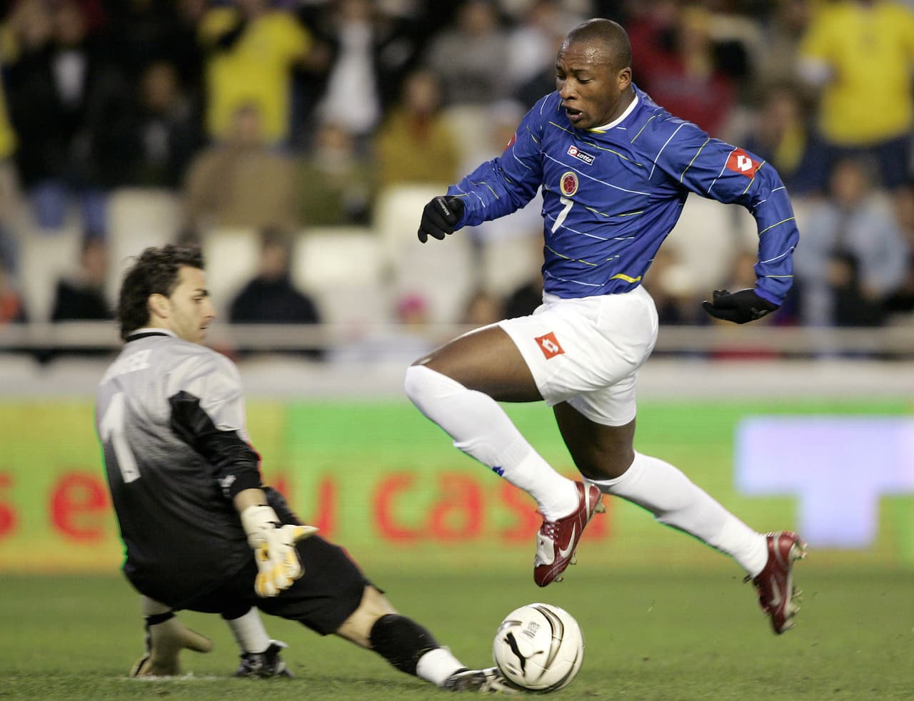 Edwin Congo fue el segundo colombiano en jugar con el Real Madrid en 1999, pero decir jugar es mucho. Solo tuvo minutos en partidos amistosos y nunca llegó a debutar.