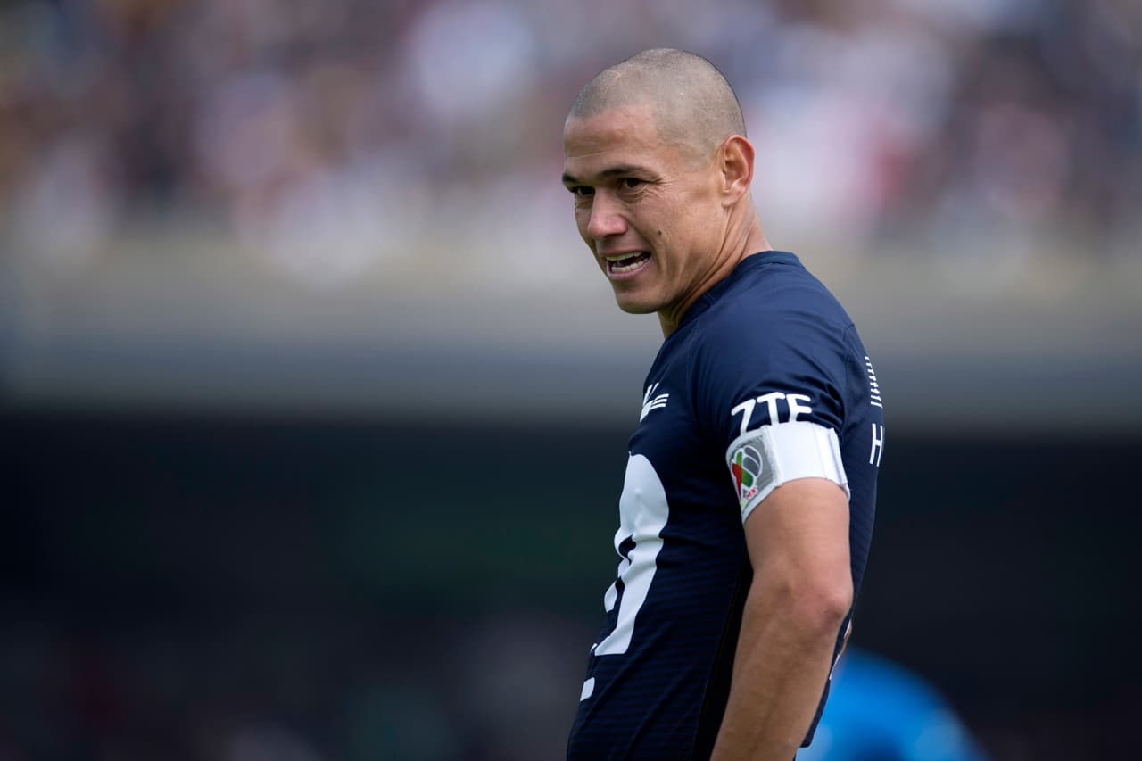 Aunque parecía que el futuro de Darío Verón estaba en Paraguay, parece que Tigres, Cruz Azul y Puebla ofertarían por él.