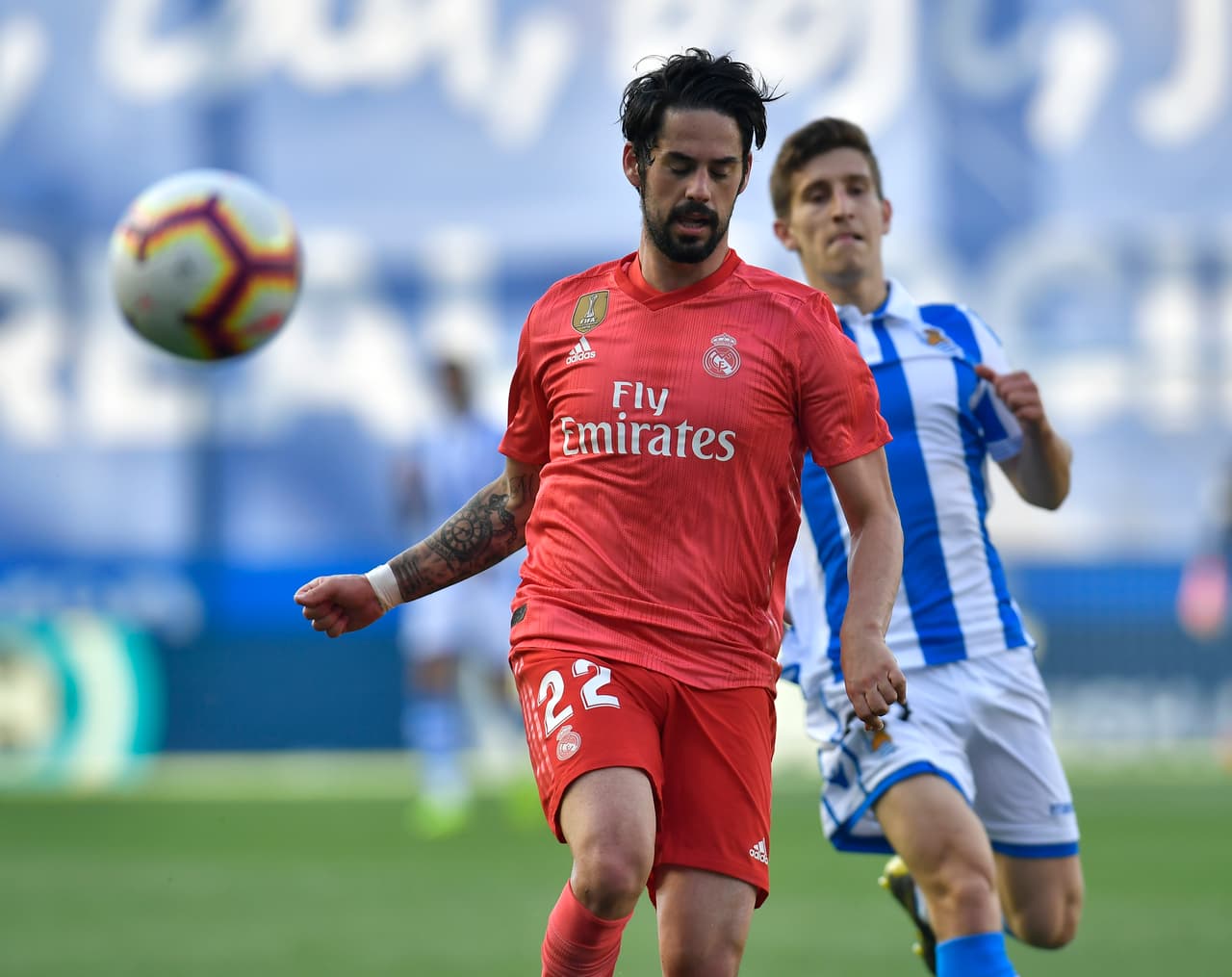 Isco comenzó su carrera futbolística jugando para el club de su pueblo, el Atlético Benamiel Club de Futbol donde jugó hasta sus 14 años.