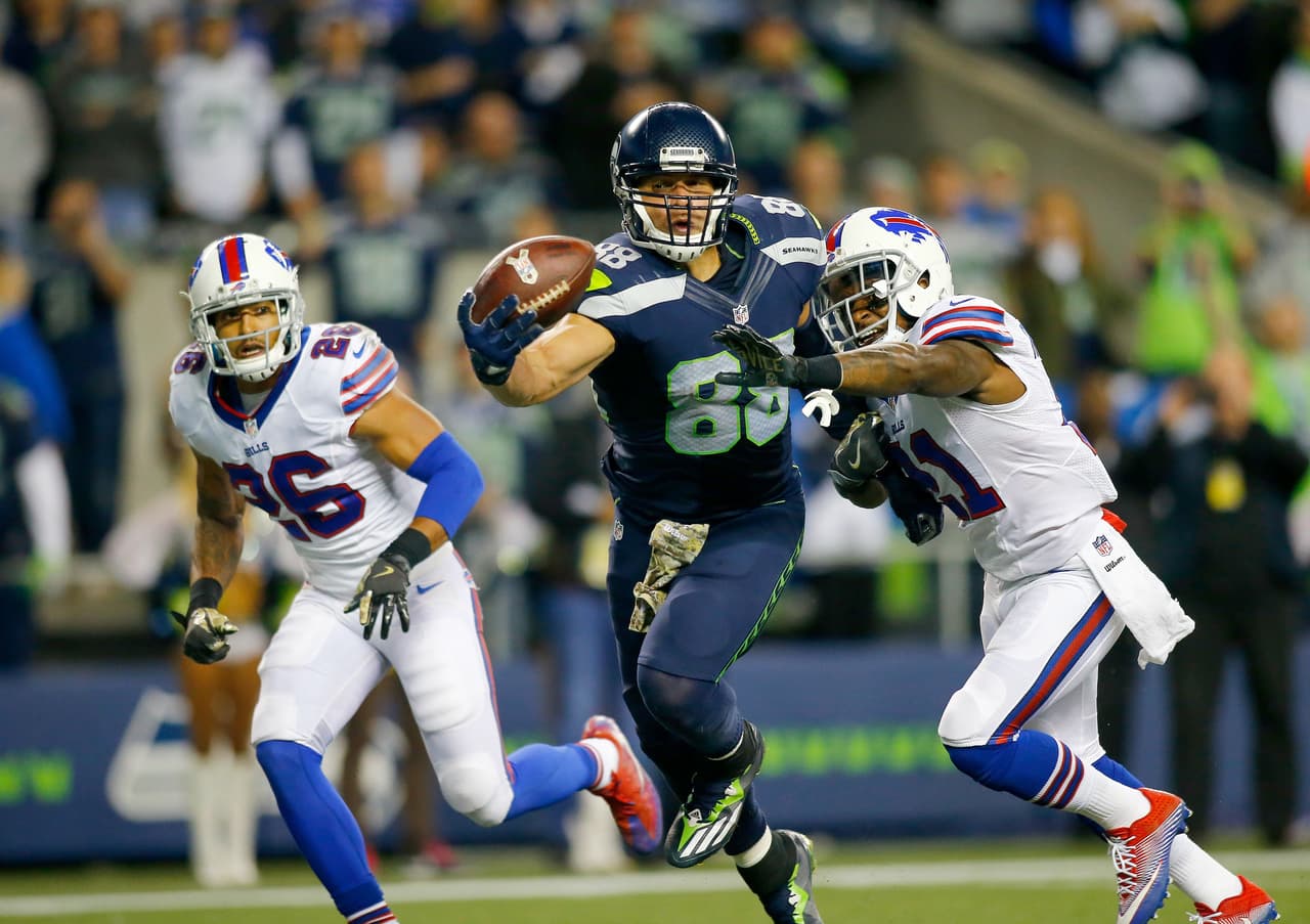 Una de las mejores recepciones de la jornada la hizo el ala cerrada de los Seahawks, Jimmy Graham, ¡a una mano!