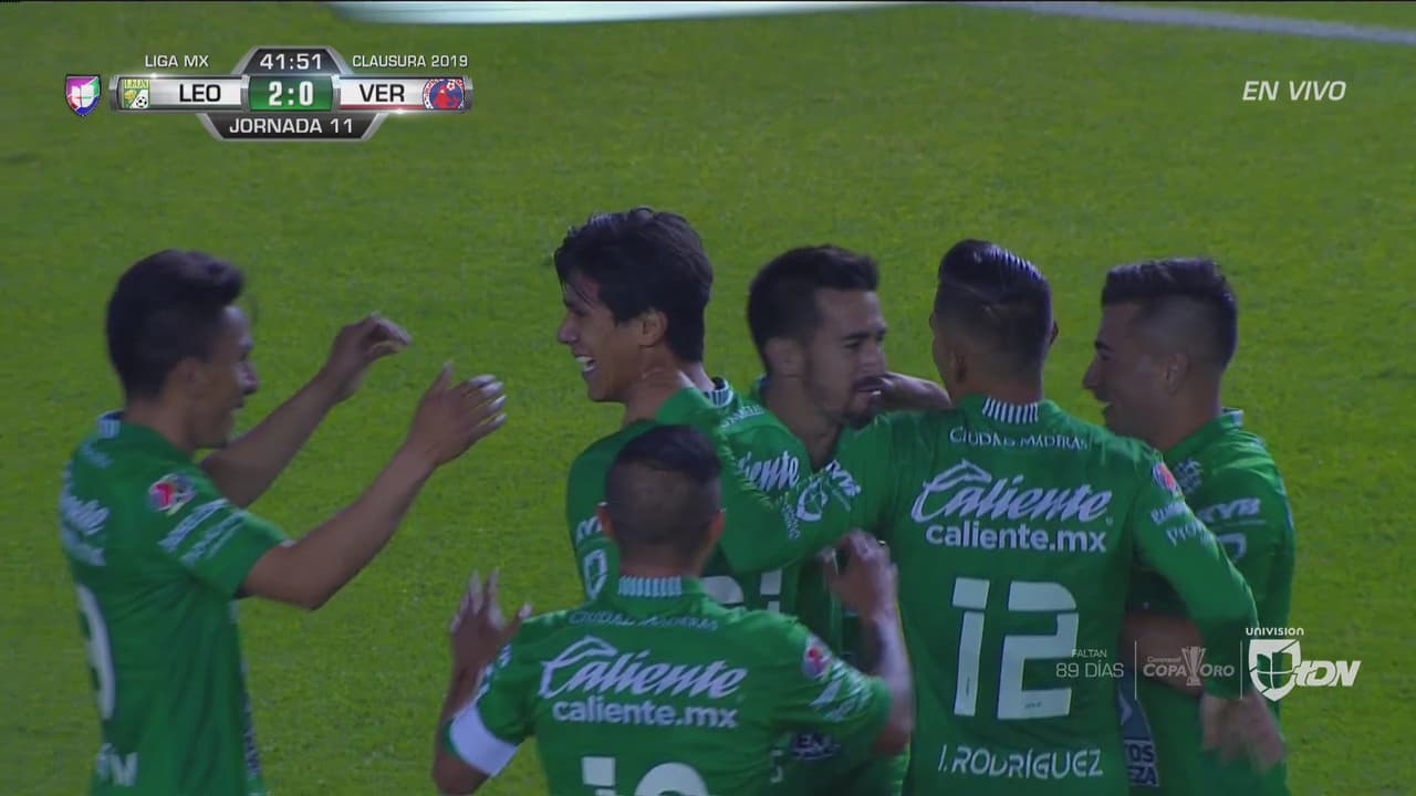 ¡Macías no deja de hacer goles! Pone el segundo del líder León