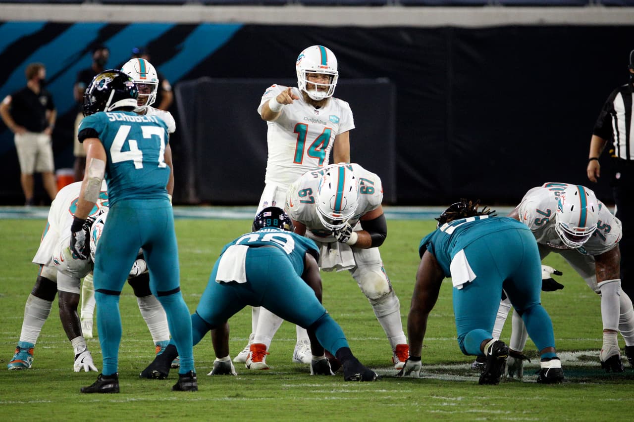 Ryan Fitzpatrick encabeza la paliza 31-13 sobre los Jacksonville Jaguars y los Dolphins consiguen su primer victoria de la campaña.